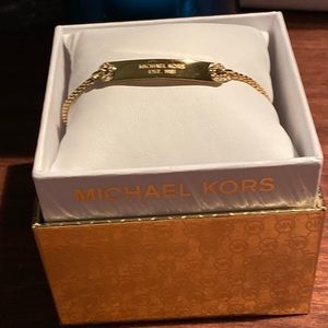 micheal kors braclet
